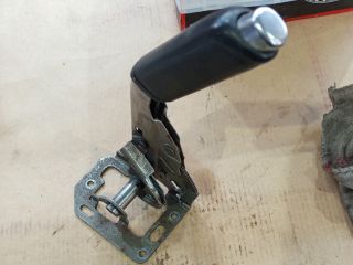 bontott FORD FOCUS II Kézifék Kar