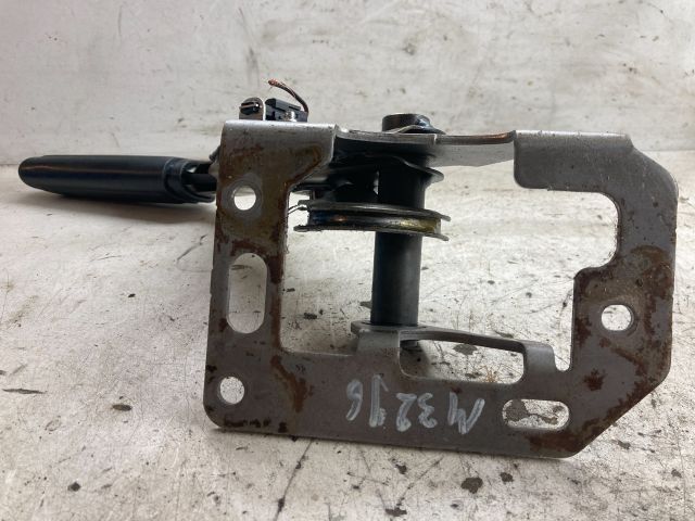 bontott FORD FOCUS II Kézifék Kar