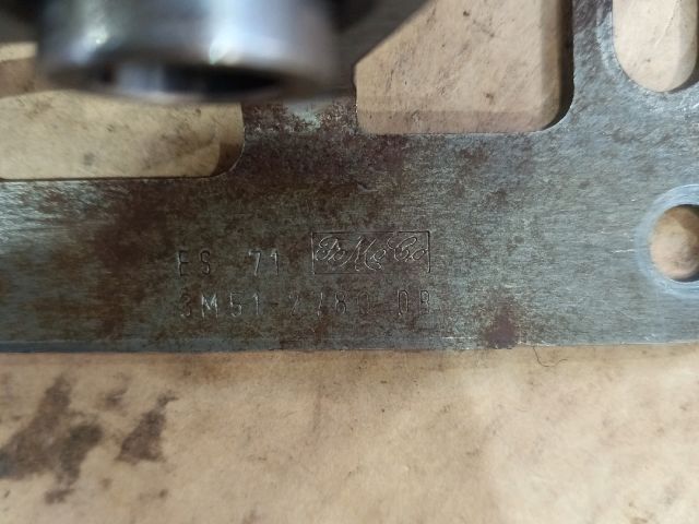 bontott FORD FOCUS II Kézifék Kar