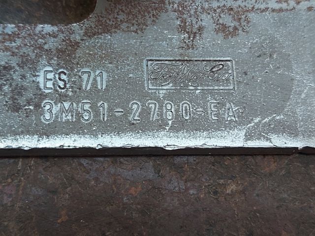 bontott FORD FOCUS II Kézifék Kar