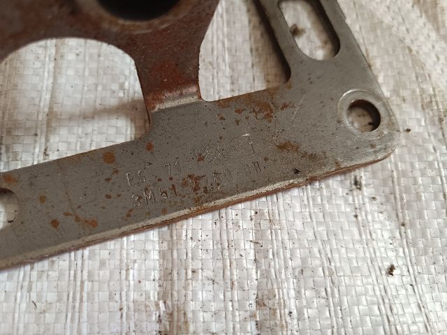 bontott FORD FOCUS II Kézifék Kar