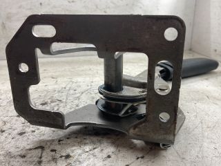 bontott FORD FOCUS II Kézifék Kar