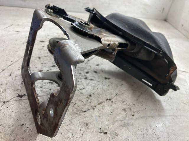 bontott FORD FOCUS II Kézifék Kar