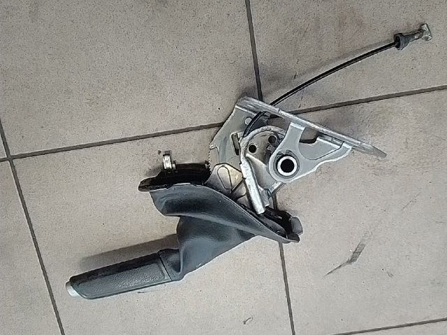 bontott FORD FOCUS II Kézifék Kar