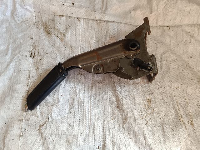 bontott FORD FOCUS II Kézifék Kar