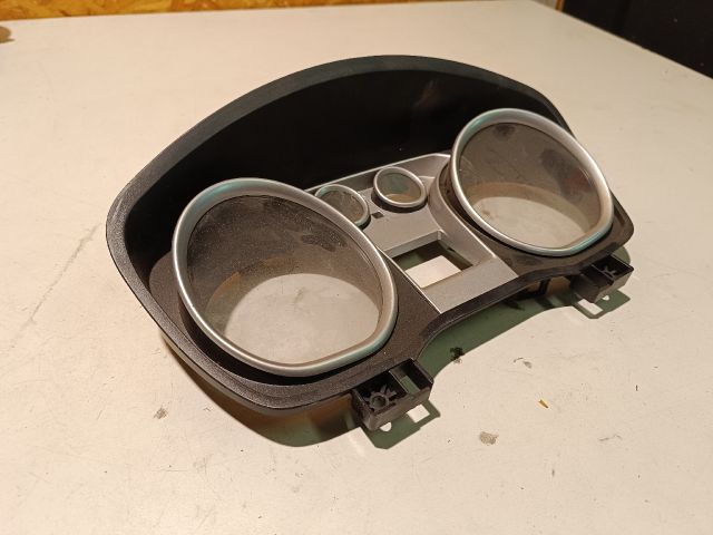 bontott FORD FOCUS II Kilométeróra Keret