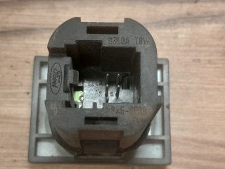 bontott FORD FOCUS II Kipörgésgátló Kapcsoló