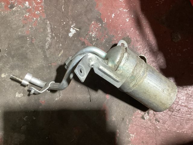 bontott FORD FOCUS II Klíma Párátlanító Tartály