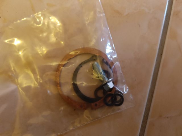 bontott FORD FOCUS II Klímakompresszor Szíjtárcsa