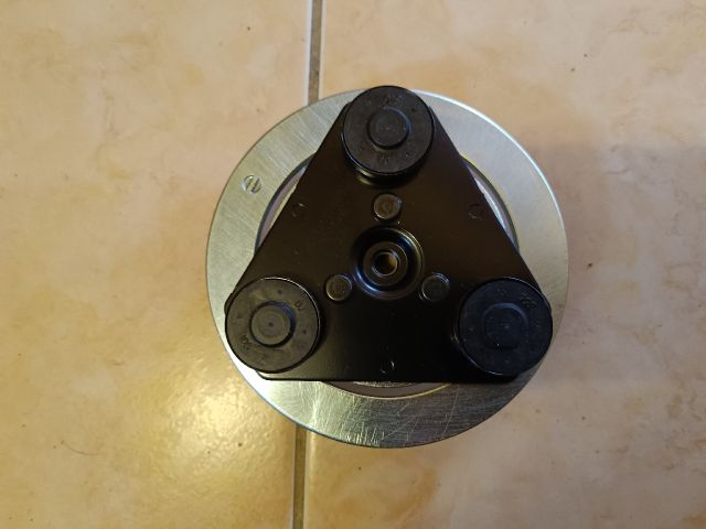 bontott FORD FOCUS II Klímakompresszor Szíjtárcsa