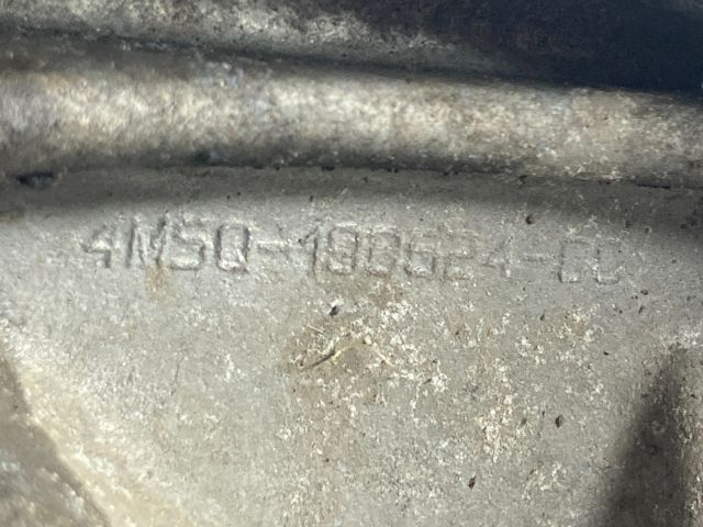 bontott FORD FOCUS II Klímakompresszor Tartó Bak