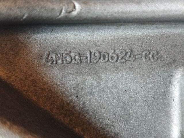 bontott FORD FOCUS II Klímakompresszor Tartó Bak