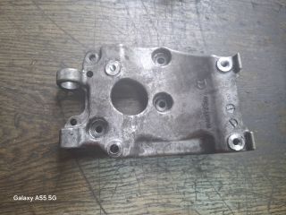 bontott FORD FOCUS II Klímakompresszor Tartó Bak