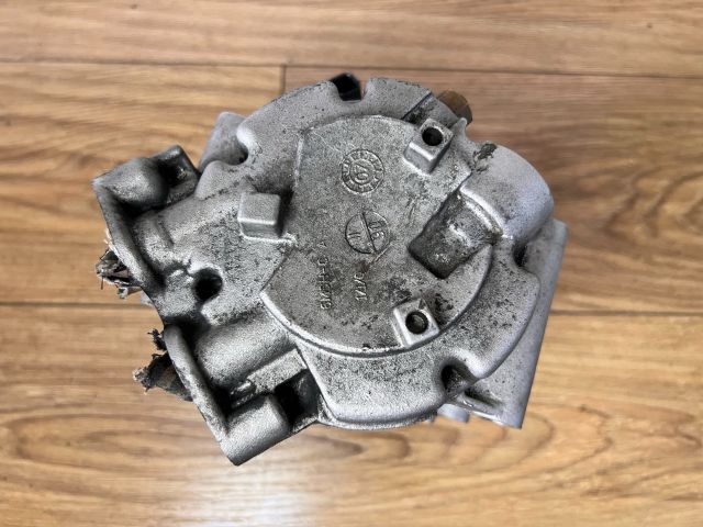 bontott FORD FOCUS II Klímakompresszor