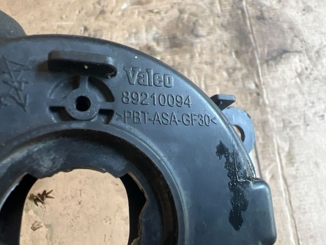 bontott FORD FOCUS II Ködfényszóró (Pozíciófüggetlen)