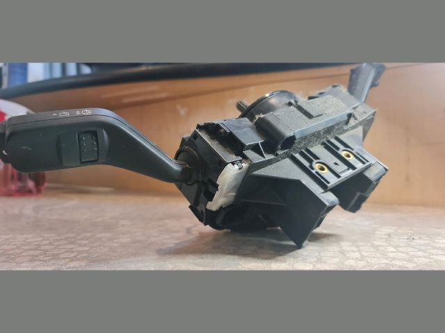 bontott FORD FOCUS II Komplett Kormánykapcsoló (Bajuszkapcsoló)