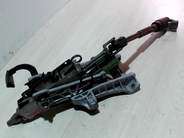 bontott FORD FOCUS II Kormányoszlop