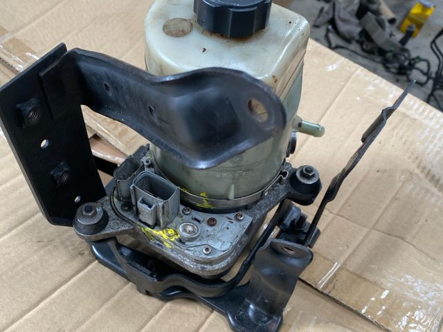 bontott FORD FOCUS II Kormányszervó Motor (Elektromos)