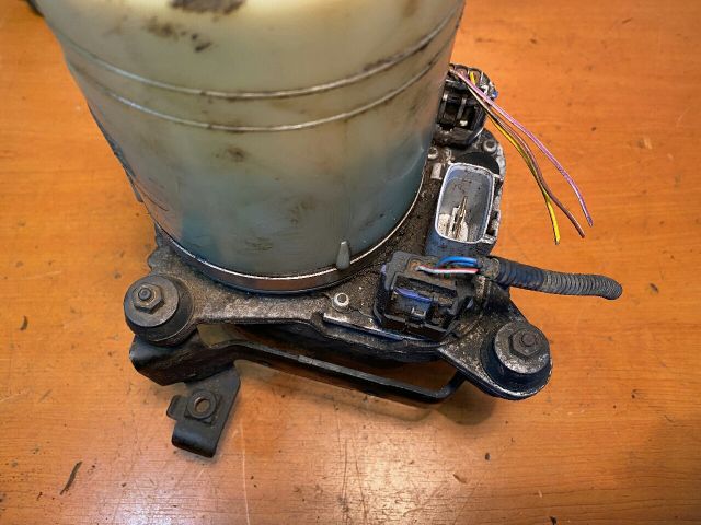 bontott FORD FOCUS II Kormányszervó Motor (Elektromos)