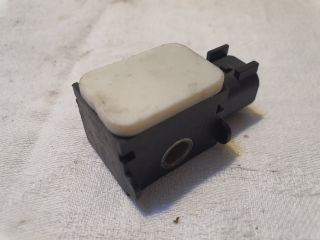 bontott FORD FOCUS II Központi Ütközés Érzékelő