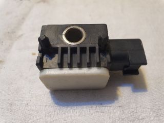 bontott FORD FOCUS II Központi Ütközés Érzékelő