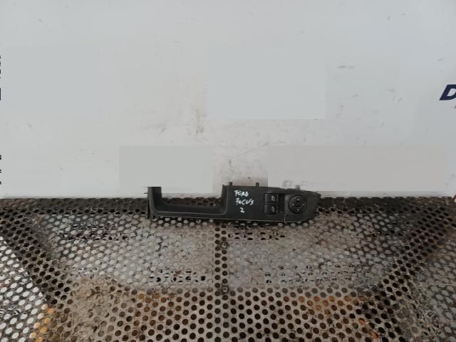 bontott FORD FOCUS II Központizár Kapcsoló