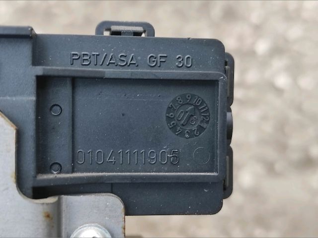 bontott FORD FOCUS II Központizár Motor Csomagtérajtó