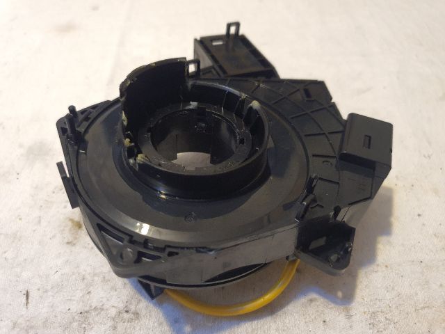 bontott FORD FOCUS II Légzsák Átvezető Szalagkábel