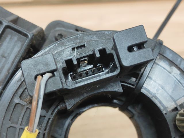 bontott FORD FOCUS II Légzsák Átvezető Szalagkábel