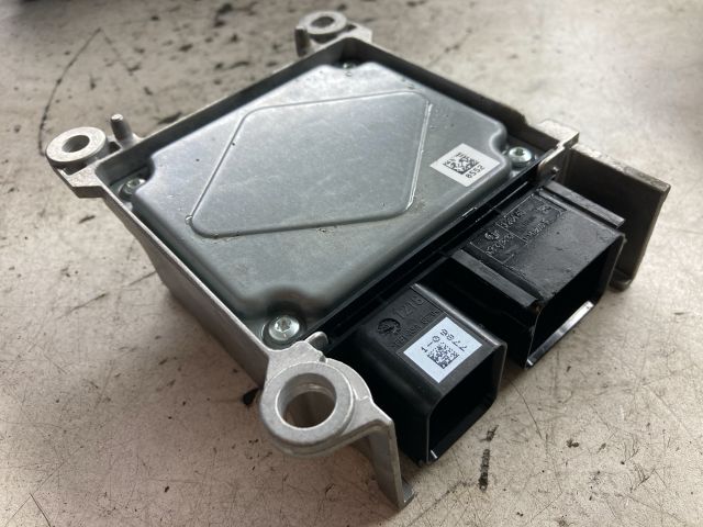 bontott FORD FOCUS II Légzsák Elektronika