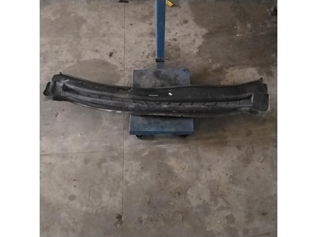 bontott FORD FOCUS II Levélrács