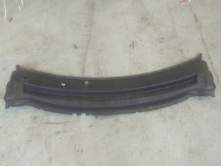 bontott FORD FOCUS II Levélrács