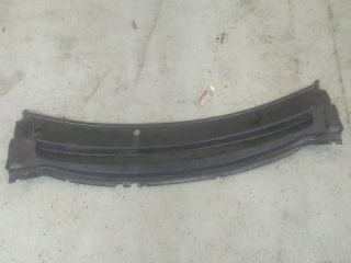 bontott FORD FOCUS II Levélrács