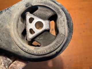 bontott FORD FOCUS II Motor Tartó Bak (Fém)