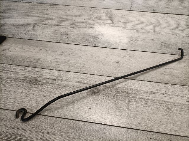 bontott FORD FOCUS II Motorháztető Kitámasztó Rúd