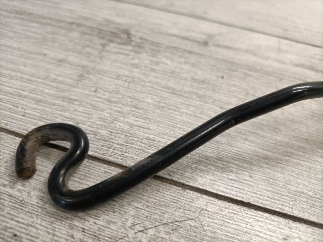 bontott FORD FOCUS II Motorháztető Kitámasztó Rúd