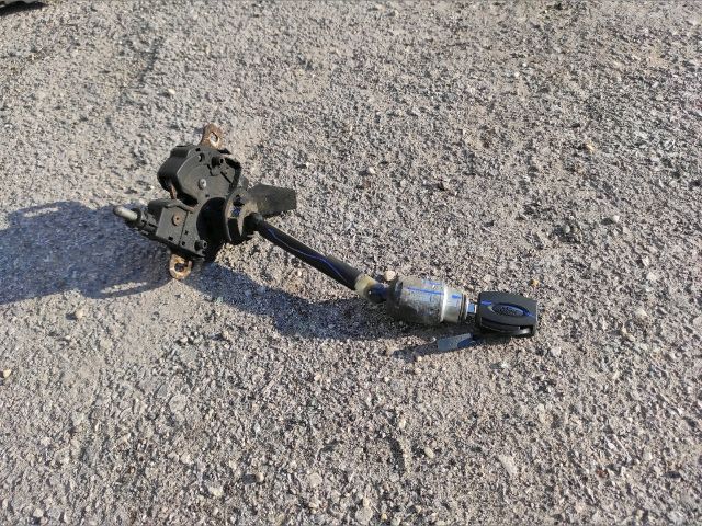 bontott FORD FOCUS II Motorháztető Zárszerkezet