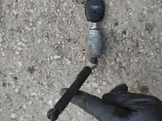 bontott FORD FOCUS II Motorháztető Zárszerkezet