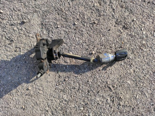 bontott FORD FOCUS II Motorháztető Zárszerkezet