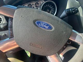 bontott FORD FOCUS II Motorháztető Zsanér Pár