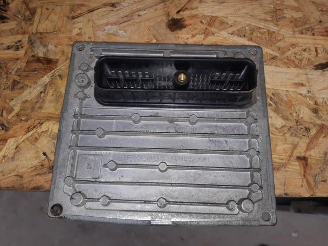 bontott FORD FOCUS II Motorvezérlő