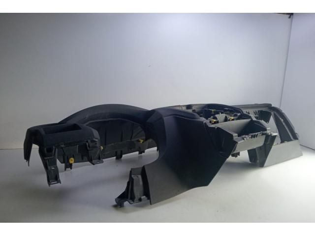 bontott FORD FOCUS II Műszerfal Héj