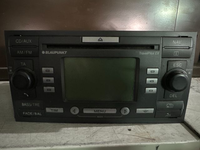 bontott FORD FOCUS II Navigációs Fejegység