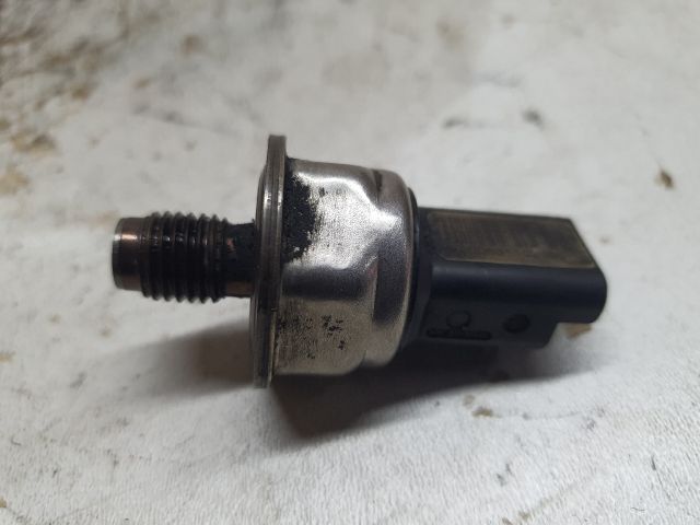 bontott FORD FOCUS II Nyomásszabályzó Szelep