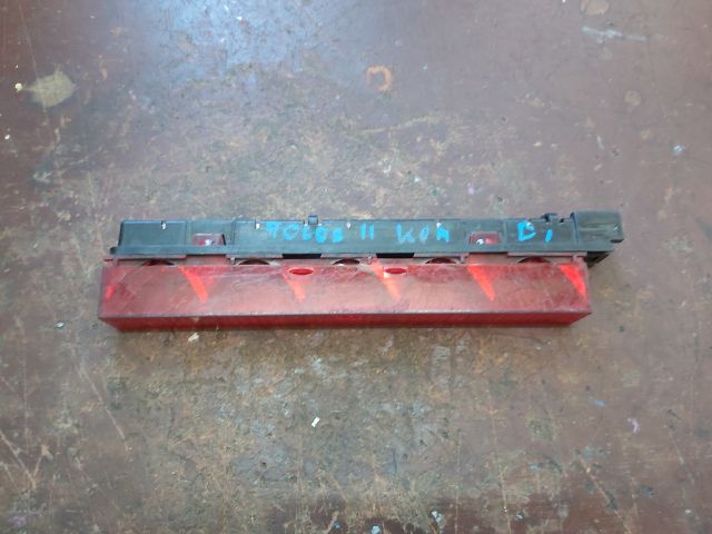 bontott FORD FOCUS II Pótféklámpa