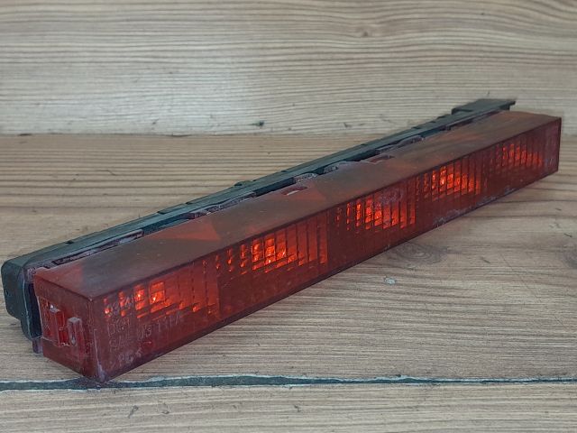 bontott FORD FOCUS II Pótféklámpa