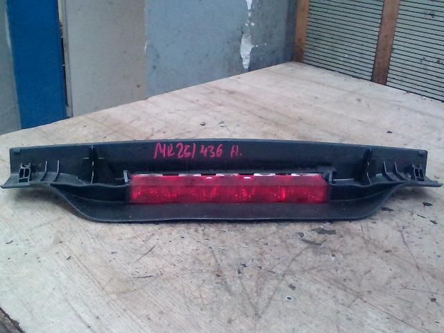 bontott FORD FOCUS II Pótféklámpa