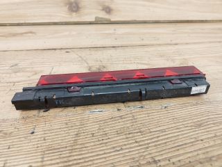 bontott FORD FOCUS II Pótféklámpa