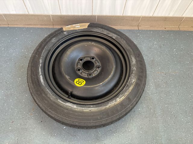 bontott FORD FOCUS II Pótkerék