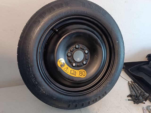 bontott FORD FOCUS II Pótkerék